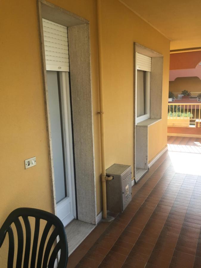 A Due Passi Dal Mare Apartamento Vallecrosia Exterior foto