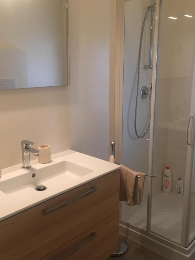 A Due Passi Dal Mare Apartamento Vallecrosia Exterior foto